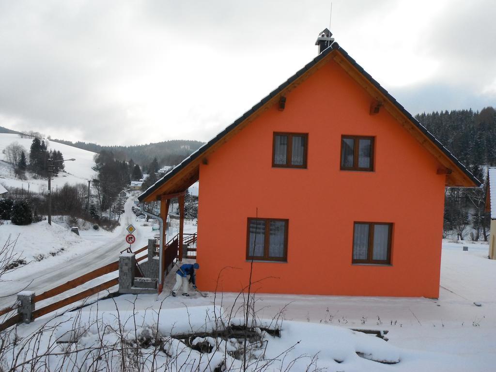 Holiday Home U Fiseru カシュペルスケー・ホリ エクステリア 写真