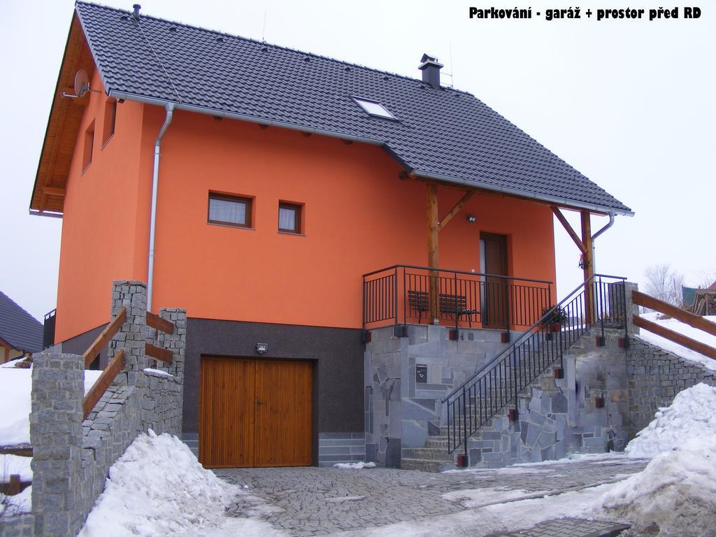 Holiday Home U Fiseru カシュペルスケー・ホリ エクステリア 写真